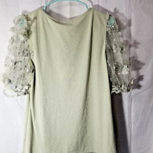 A Love Story - Dianna Sweetheart Shape Neck w/ Elbow Puff Sleeves - Desert Sage - Picture 6 of 7